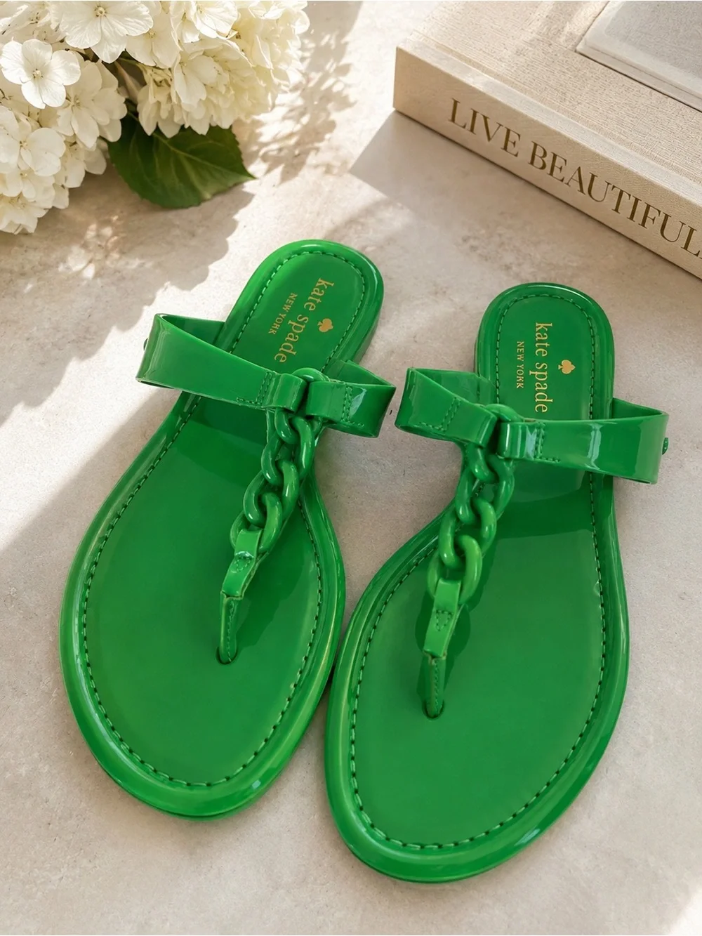 kate spade glossy green chain-detail thong sandals